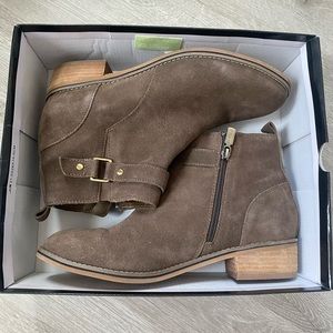 Blondo Brown Booties